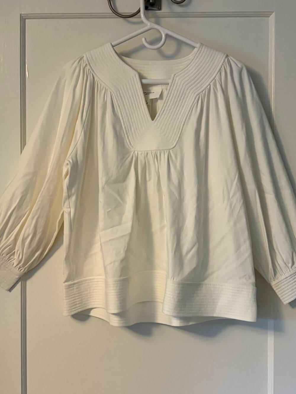 Pomander Place Tuckernuck koa blouse ivory size large minimalist preppy classic